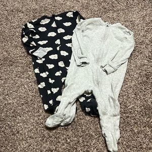 2 Old Navy Sleepers size 6-9 months